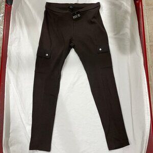 NWT Women's Size Medium Hue Cargo Legging Espresso Brown Color Cargo Pockets